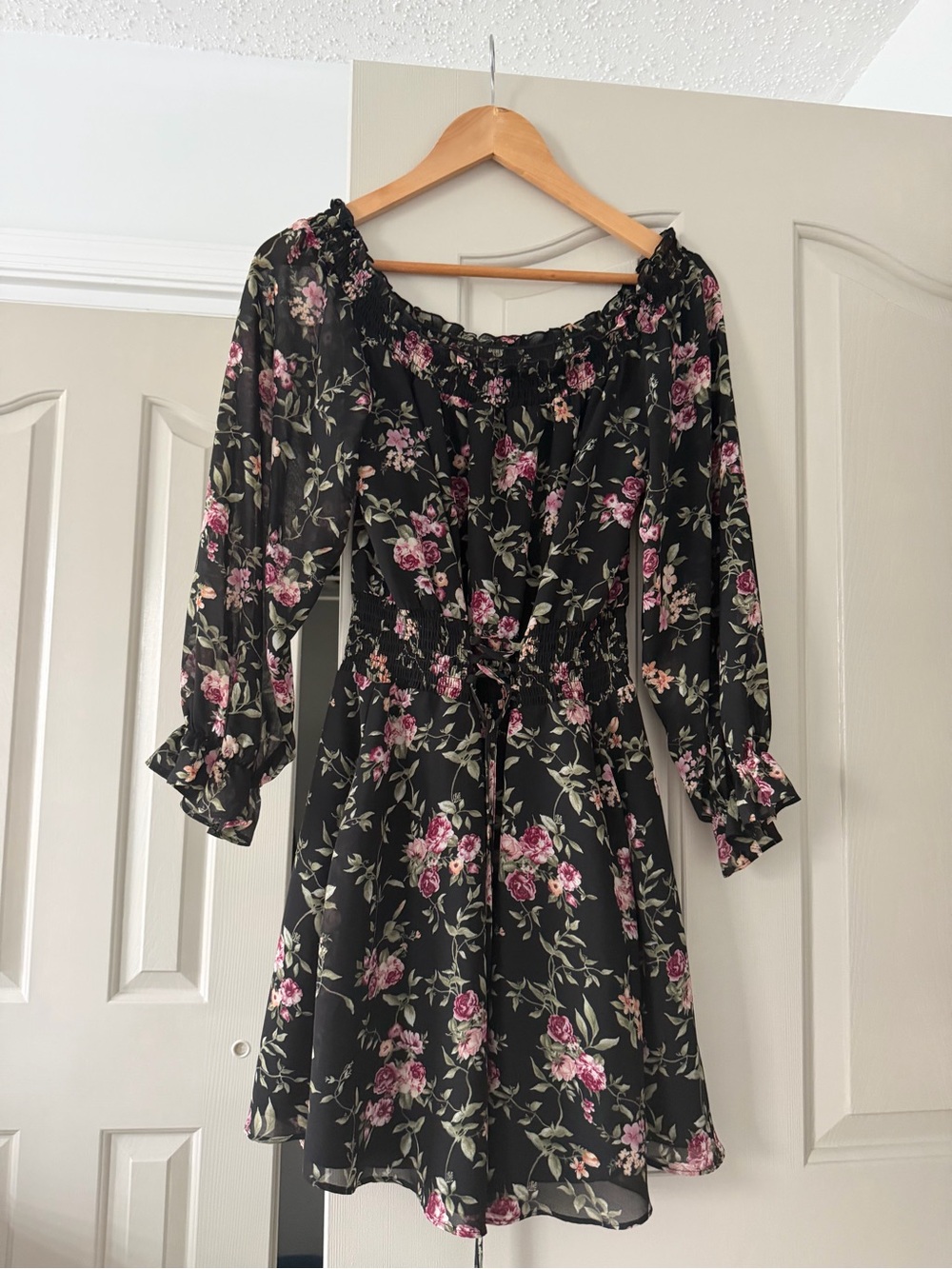 Forever 21 Black Off-Shoulder Long-Sleeve Floral Dress with Pink Roses